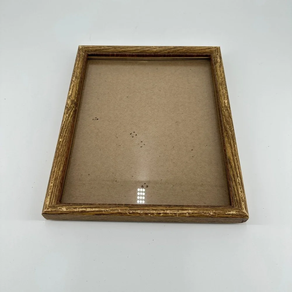 Vintage Wood Grain 8x10 Picture Frame Brown Gold Trim Wall Hanging Decor